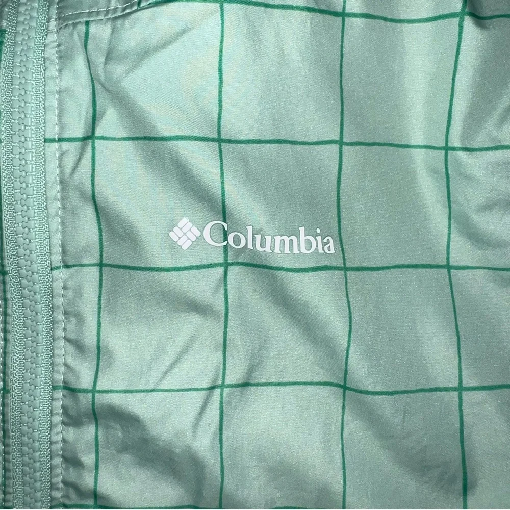 Columbia Lt Green Kids Pixel Grabber Reversible Jacket, size M 10/12